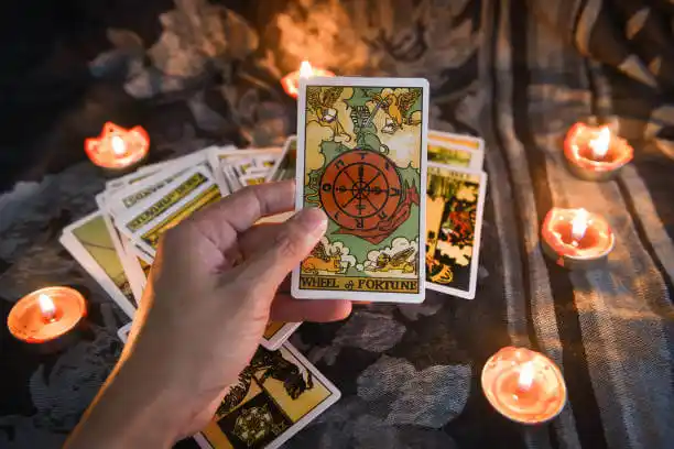 tarot cards Camargo